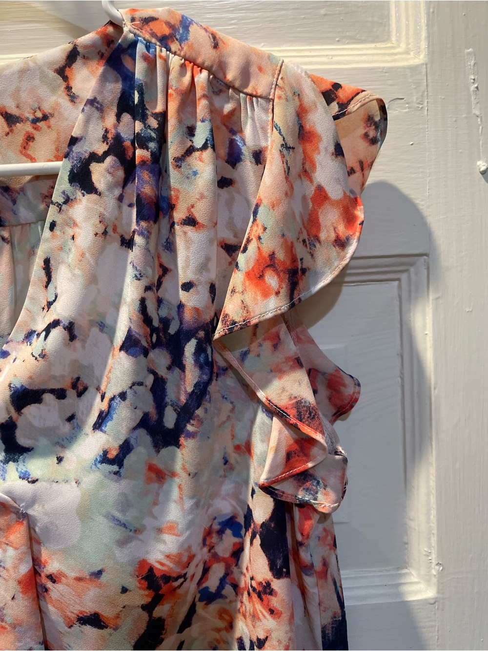 Floral Watercolor Ruffle Sleeve Blouse - Multicolor, Size Medium Petite - Picture 2 of 4